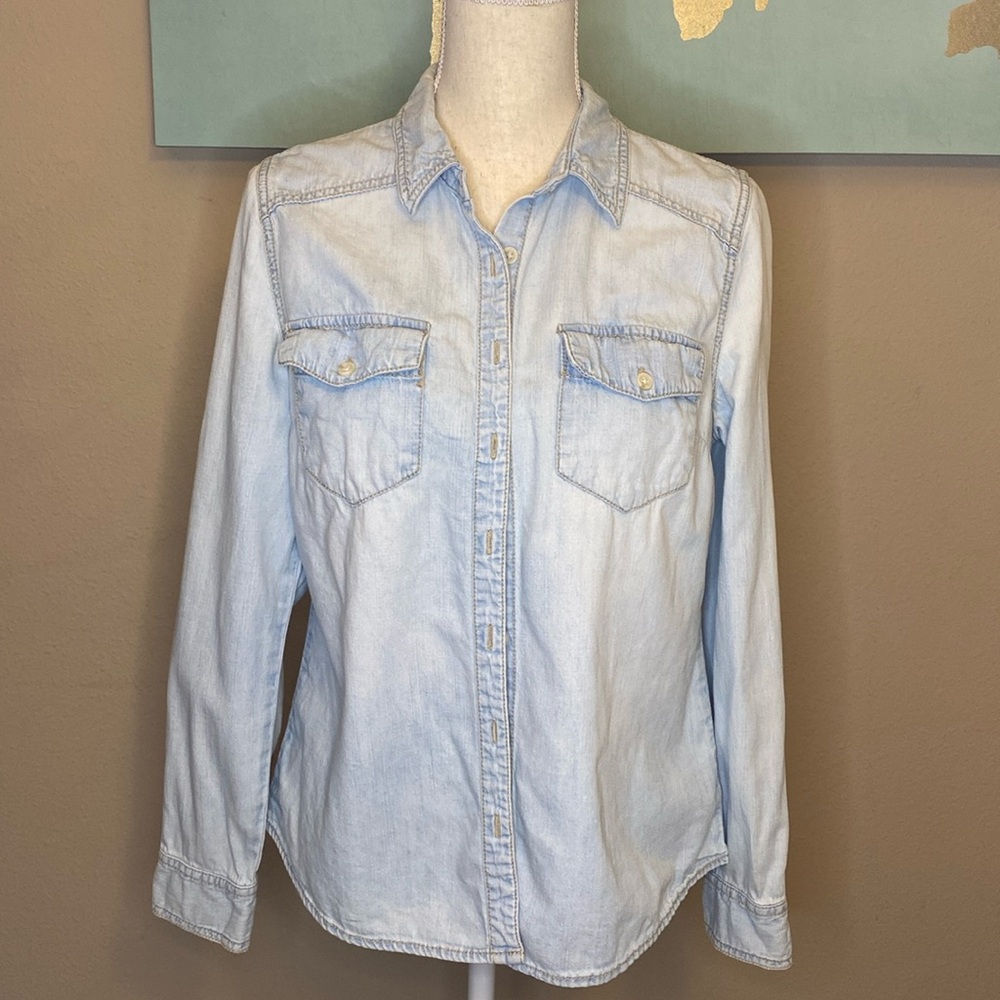 Medium Lightweight Chambray Button-Up - image 1
